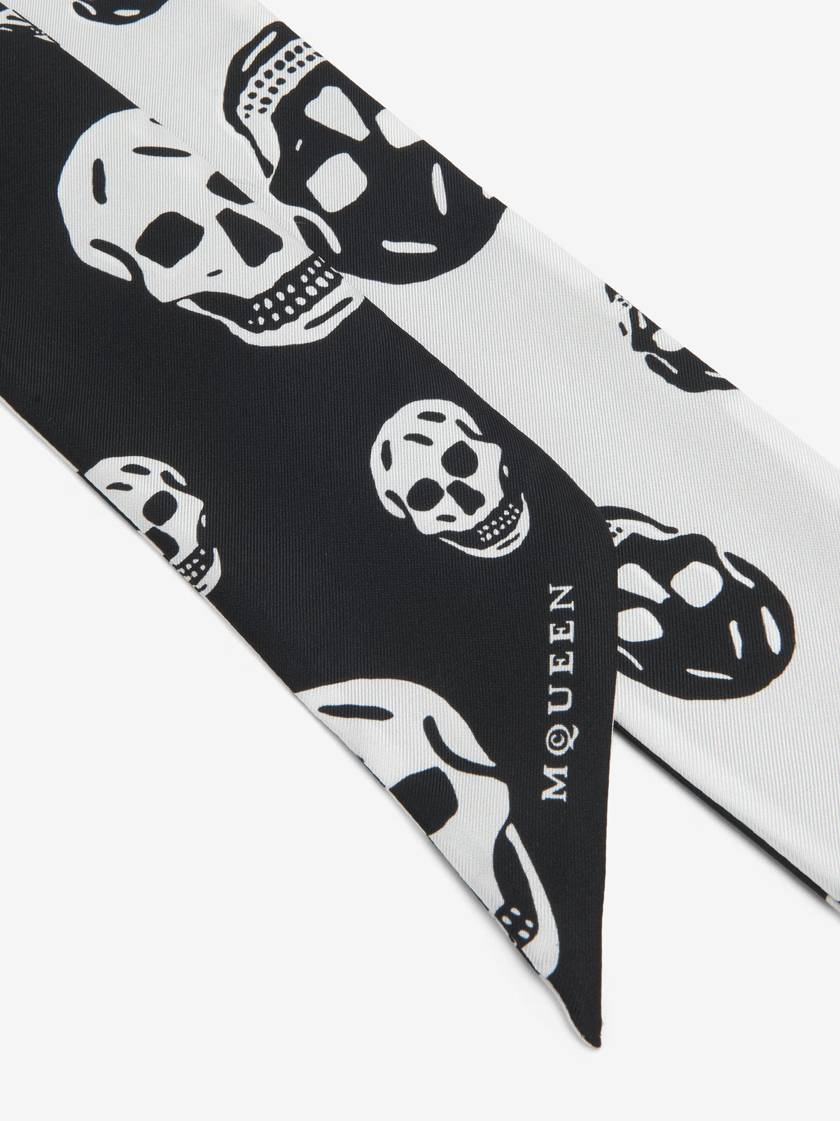 Women's Ribbon Skull Scarf