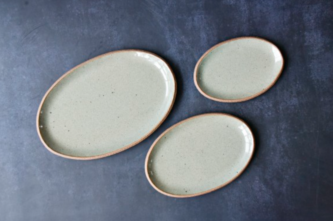 Watercolor Oval Plate Med | 물색 타원 접시 (중)