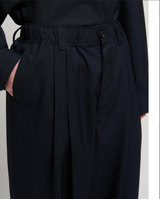 Blublack canvas pants with pleats