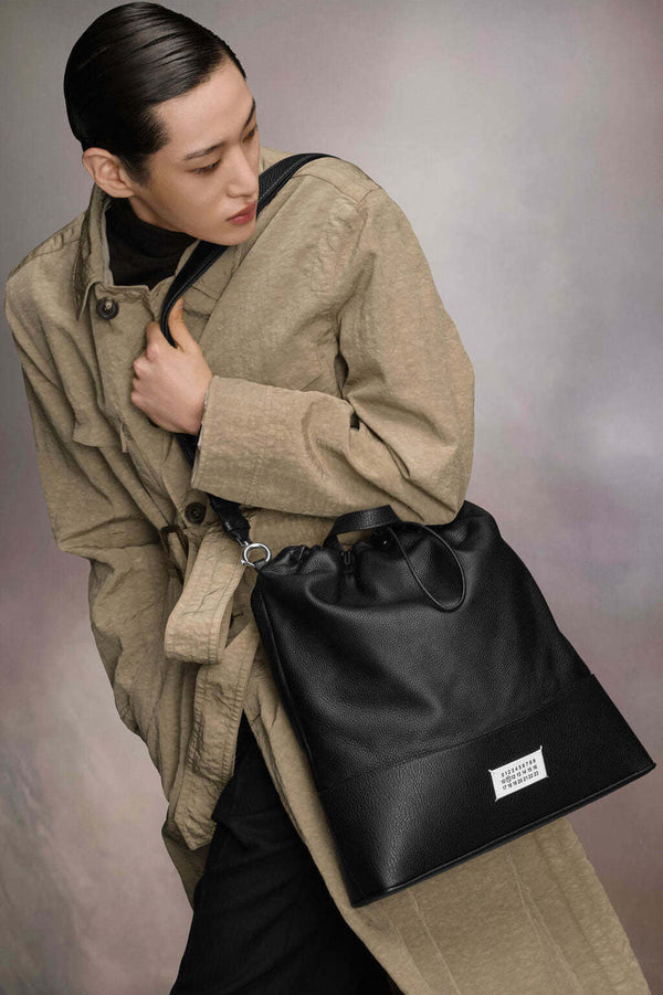 [M. MARGIELA] 5AC DAILY DRAWSTRING BACKPACK MEDIUM -  BLACK