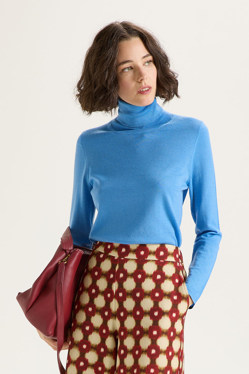 [MALIPARMI] COLOURS OF THE WORLD SWEATER -  SKY BLUE