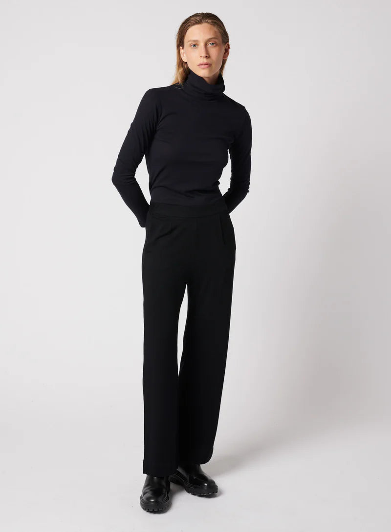 [Majestic] Soft Touch L/S Turtleneck - Noir