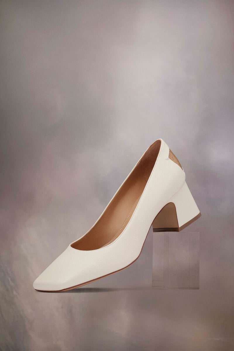 [M. MARGIELA] Four Stitches Décortiqué Pump - WHITE