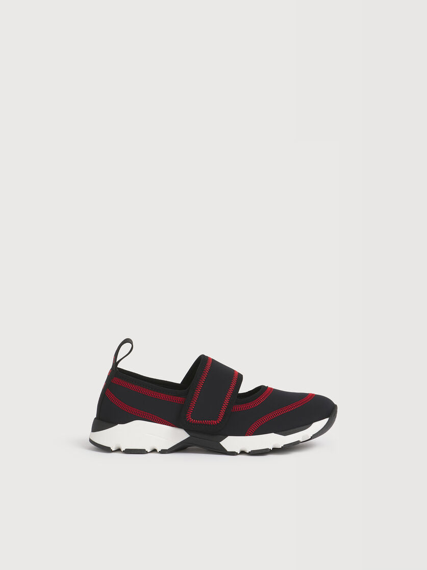 Mary Jane Running Sneaker with contrast stitching
