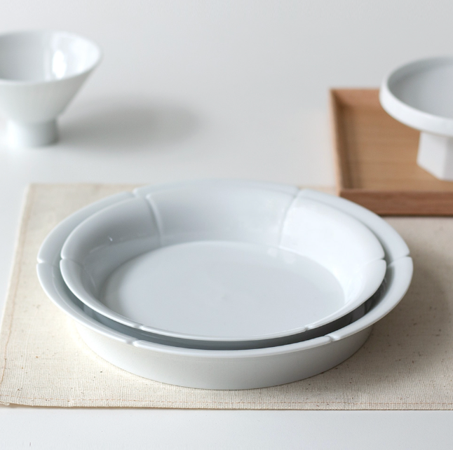 White Morning Glory Trumpet Plate Medium - 나팔 화형 접시 (중)